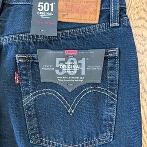 Women’s 501 Straight Leg Blue Denim Levi’s Size 29x26
